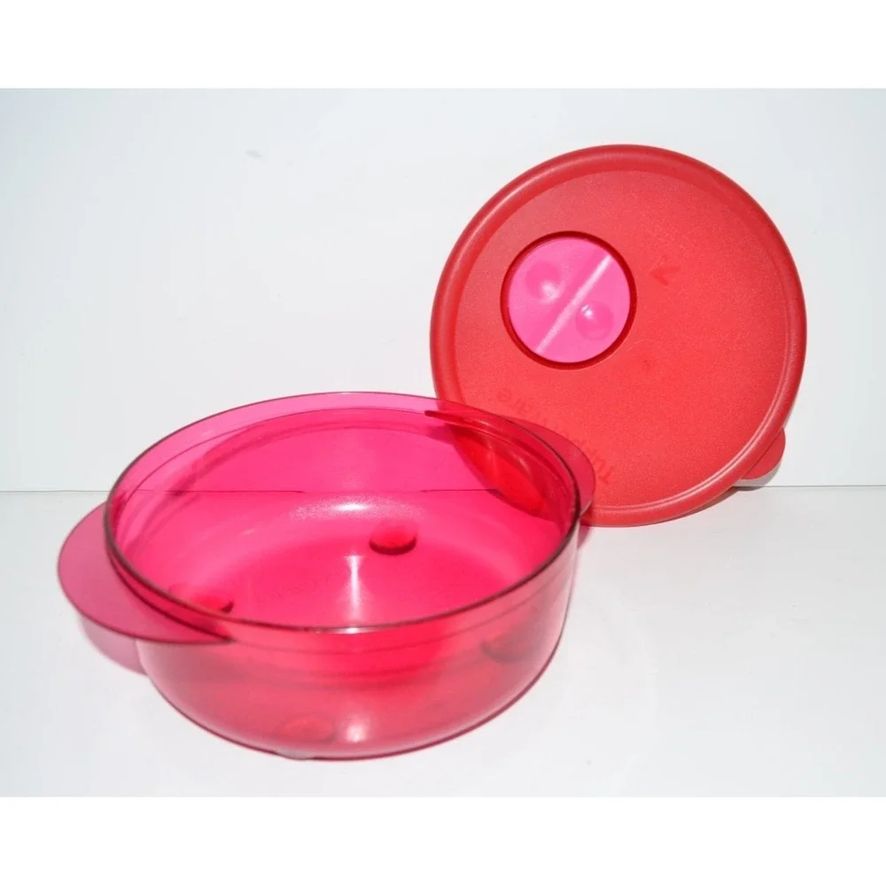 Tupperware Rock N Serve Microwaveable Container 2.5 Cups 4151A Red